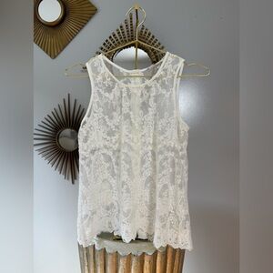 Chloe & Katie - White Lace Detail Top